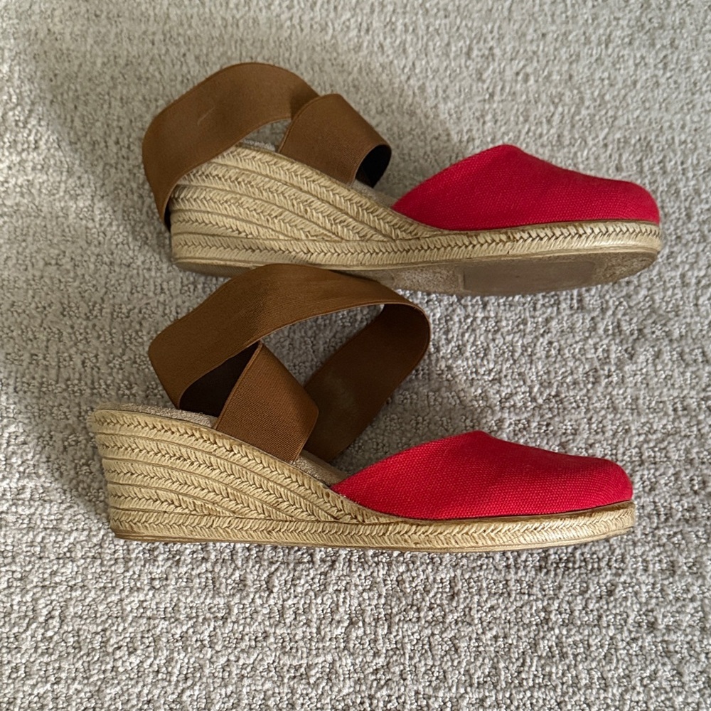 Charleston Shoe Company Heels - Picture 3 of 8